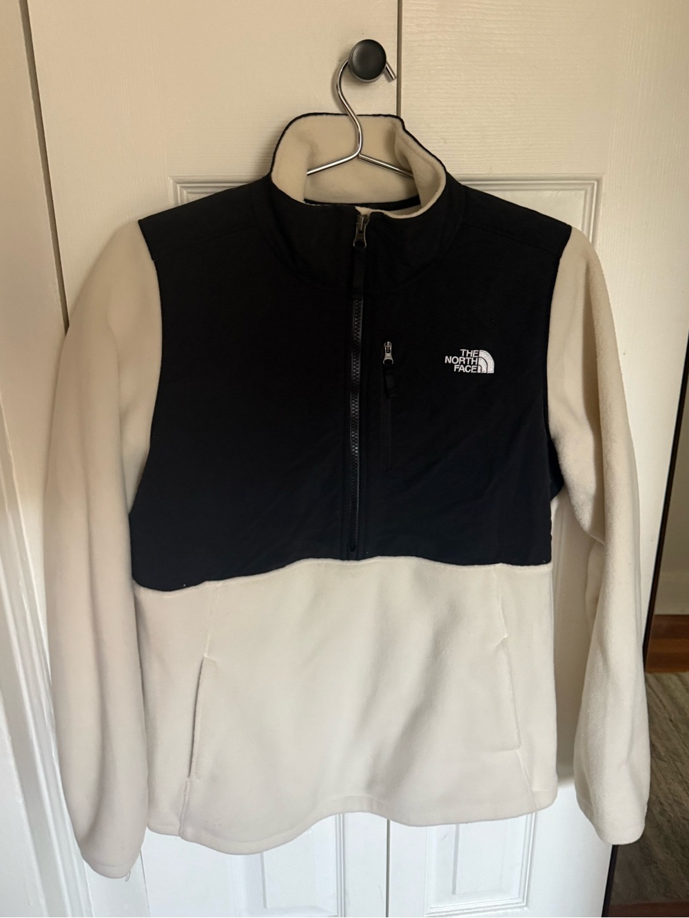 North Face Women’s Quarter-Zip Fleece